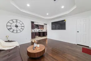 Luxuries Pool House, 5 bed/3 bath/Game room - Image 5