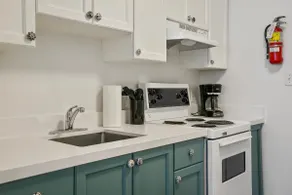 Apartment with Jacuzzi/3 min walk to Beach - Image 3