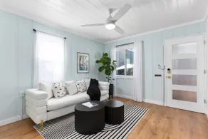 Modern 1 Bedroom Beach Sanctuary - Image 2