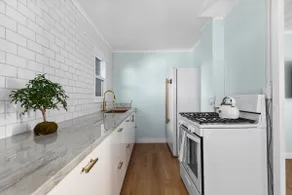 Modern 1 Bedroom Beach Sanctuary - Image 3