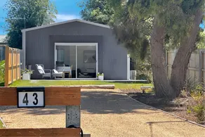 Two Gums Cottage - Image 2