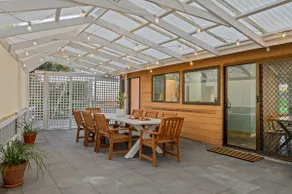 The Shore Guest House Milang - Image 3