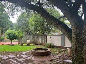 Thorn Tree Guesthouse - Image 4