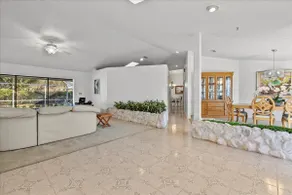 Riverside Retreat: 4BR/3BA - Image 3