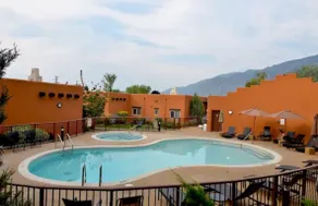 Osoyoos Lakeside 2 BDRM Condo! - Image 2