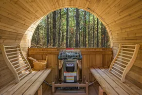 Romantic Escape | Sauna, Soaking Tub & Hot Tub - Image 5