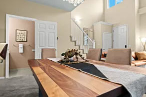 *new* dt auburn hills lux condo - Image 4