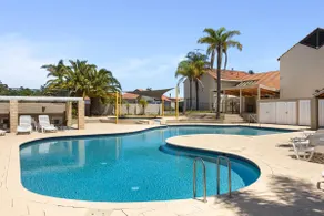 Riverside Bliss - Luxe Retreat in South Yunderup - Pet friendly - Image 5