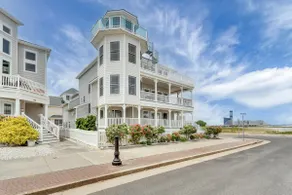 ❤️❤️❤️The Corner Beach House Mansion on The Beach!!! - Image 3