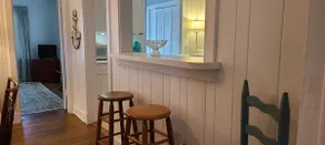 Four Oaks Cottage, SSI-walk to beach! - Image 5
