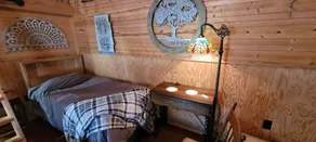 Cedar Grove Rental Cabin - Image 3