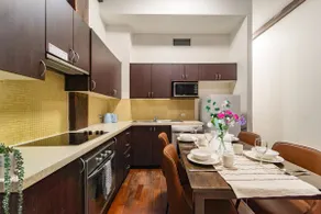 Sydney CBD 1Br with Pool Spa Gym by ICC Chinatown - Image 2