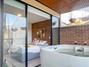 Incredible apartment with a jacuzzi - Image 5