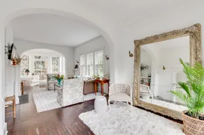 Perfect UVA Location Historic Boone-White House - Image 3