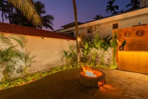 1-BHK Boutique Cottage on the Beach & Open Kitchen - Image 5