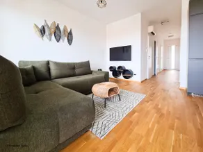 Lake View Suite - Image 3