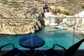 Special Waterfront Apartment - Sea Views Balcony! - Image 4