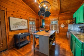 Large Group Cabin Kid Friendly! - Image 2