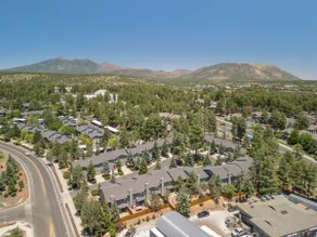 Remodeled townhouse - by downtwn - Image 4