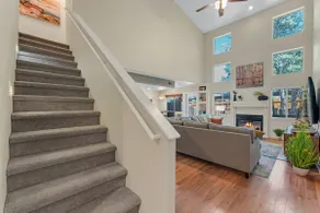 Remodeled townhouse - by downtwn - Image 5