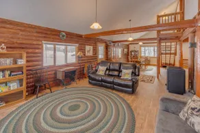 Campton Log Cabin - Image 2