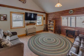 Campton Log Cabin - Image 5