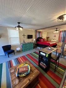 Uncle B's Studio - Image 3