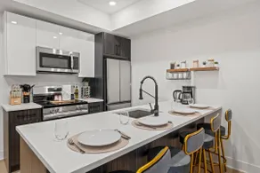 Stylish 1BR Near PennMuseum & PhillyZoo -New Build - Image 5