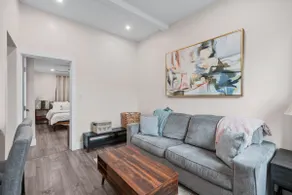1BR+1BA | Cozy, Central | Laundry+Free Parking - Image 5