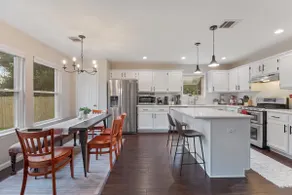 4BR Retreat Near Austin | Backyard & Fire pit - Image 4