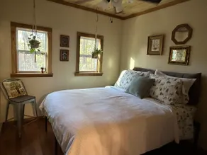 Fairy Forest Cabin with Hot Tub at Table Rock - Image 4