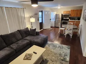 enticing 2bed 1bath beach condo 33B Odessa - Image 2