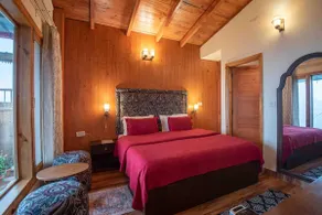 Luxury 3BHK Mountain View Villa | Bonfire | Lawn - Image 3