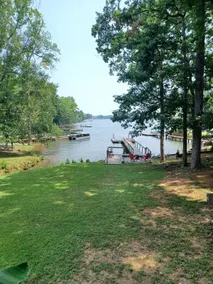 Lake Murray Getaway! Boat delivery dock Fishing - Image 4