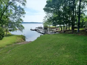 Lake Murray Getaway! Boat delivery dock Fishing - Image 3