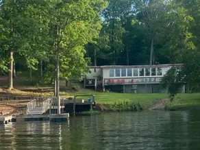 Lake Murray Getaway! Boat delivery dock Fishing - Image 2
