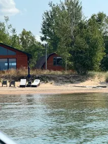 Rustic Moose Guest Cabin - Image 5