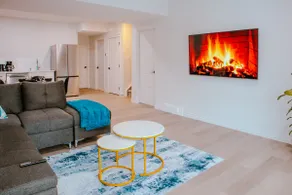 Modern & spacious 2 bedroom home - Image 2