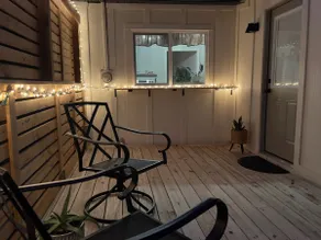 Charming 2BR Getaway Near Downtown & Weeki Wachee - Image 4