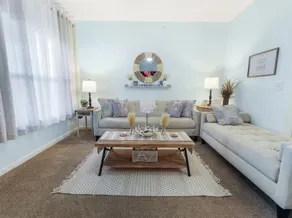 Updated 2BR condo with balcony - Image 2