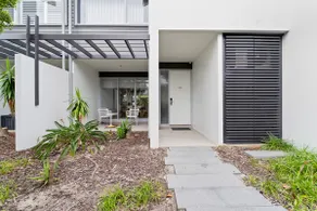 3BDRM Coastal Oasis in Magenta - Image 5