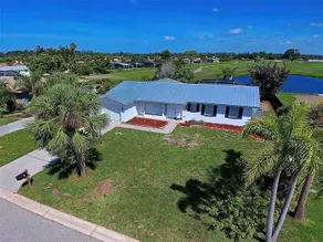 Vacation Home with Private Pool and pond view - Image 2