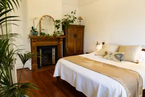 Coastal Cottage Retreat - Image 2