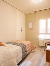 Apartamento Los Castillos 2D - Image 4