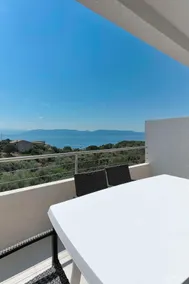 Sea view apartment for 6 people - Image 2