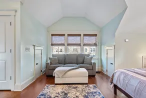 Cozy Studio Loft| Soda Pop District| Walk Downtown - Image 4