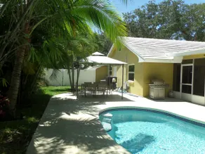 Island Living H-3 - Image 2