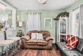 Gorgeous Cottage Near UGA - Image 2