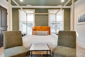 Luxury 4BR Retreat | Minutes to Downtown - Image 4