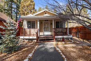 Knotty by Nature - Fenced Yard, Firepit, Sleeps 6 - Image 4